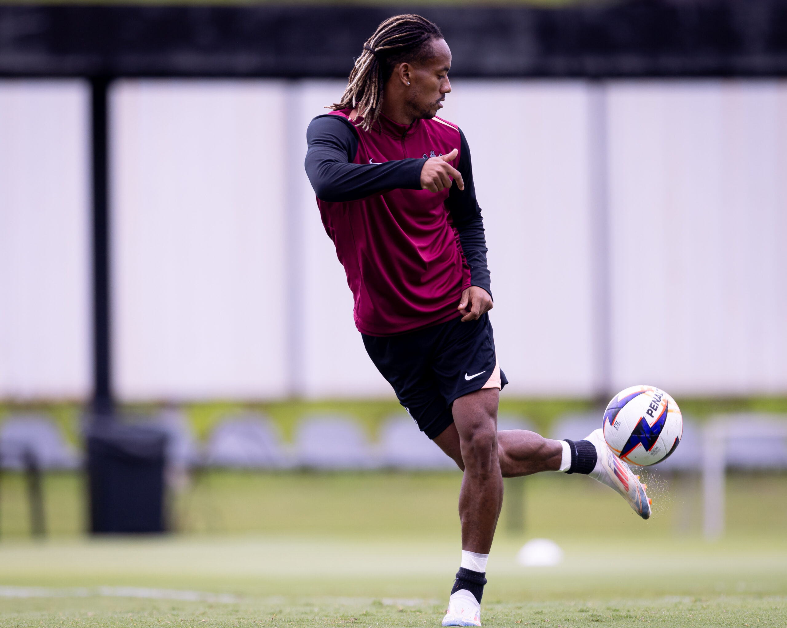 Corinthians encara dúvidas no meio-campo antes do duelo contra Red Bull Bragantino