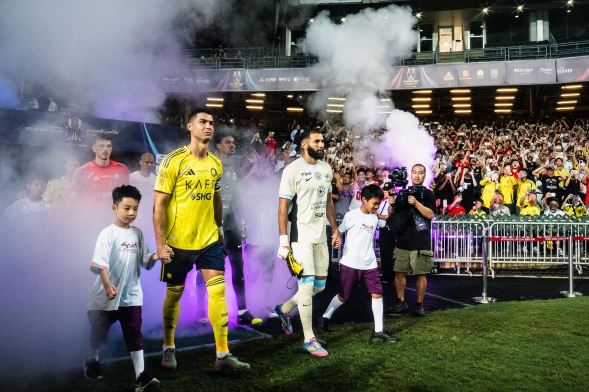 Crise no futebol saudita: Cristiano Ronaldo e Benzema rejeitam clubes e expõem tensão – imagem do artigo