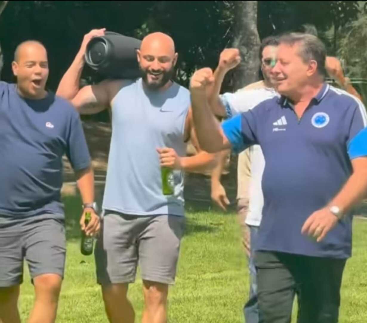 Pedro Lourenço e Gusttavo Lima celebram classificação do Cruzeiro em encontro especial – imagem do artigo