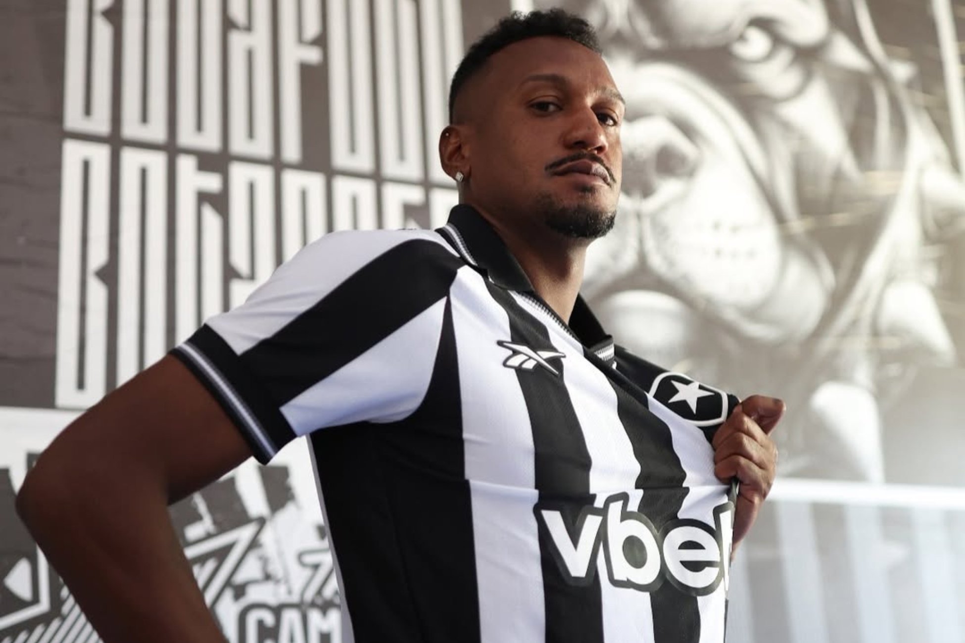 Edenílson é reforço do Botafogo para a reta final de 2026