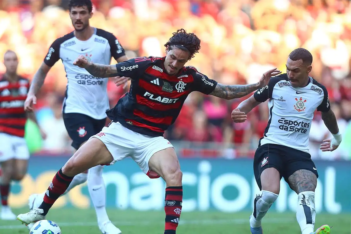 Flamengo e Corinthians se enfrentam na Supercopa do Brasil com força máxima – imagem do artigo