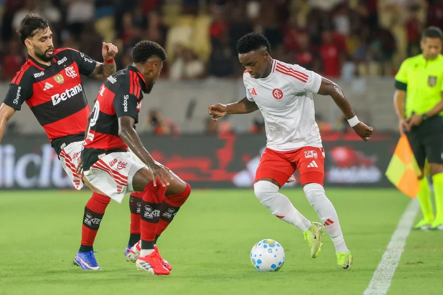 Flamengo tropeça novamente no Brasileirão e deixa torcida irritada no Maracanã – imagem do artigo