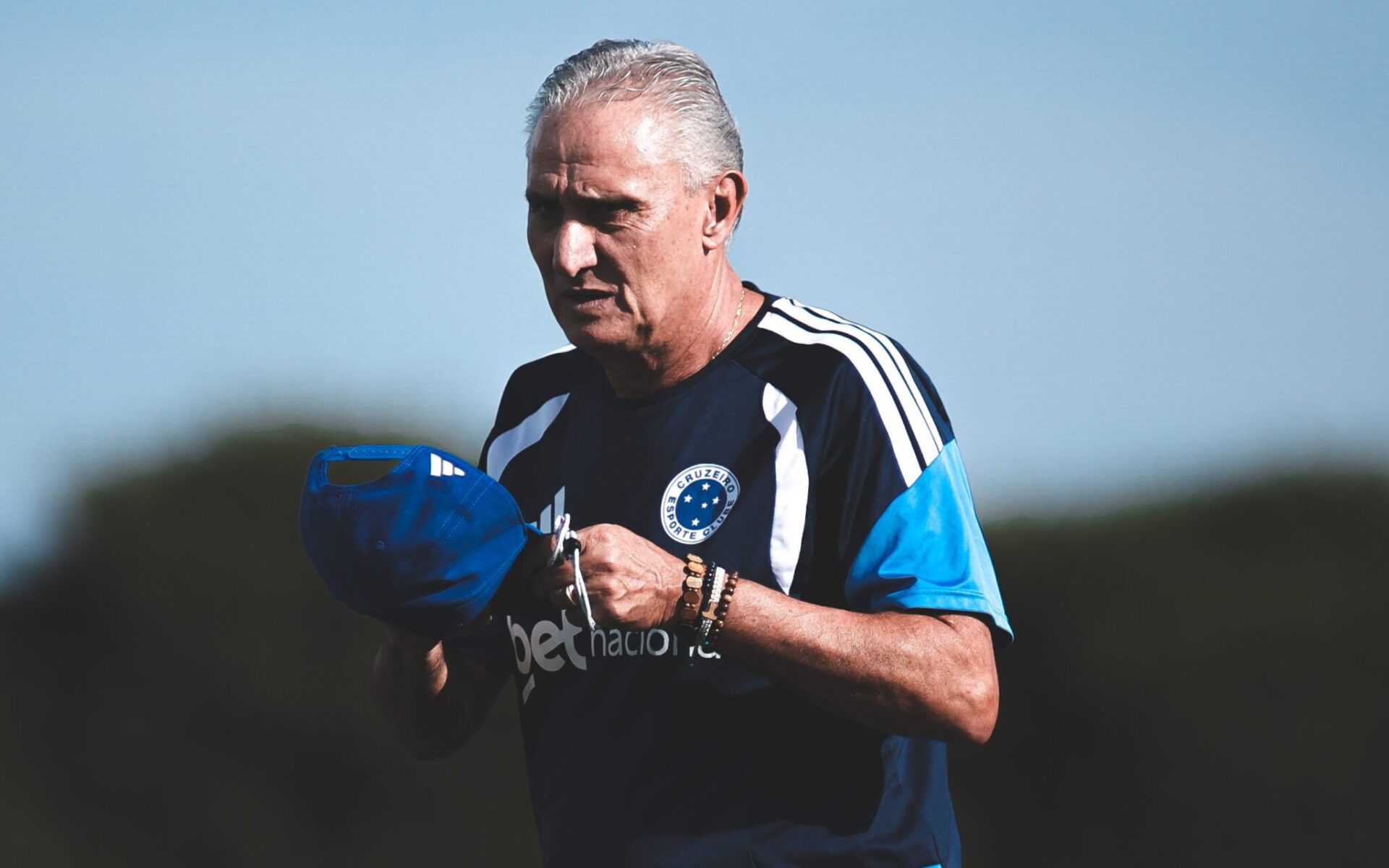 Tite vê evolução no Cruzeiro, mas destaca busca por equilíbrio no time – imagem do artigo