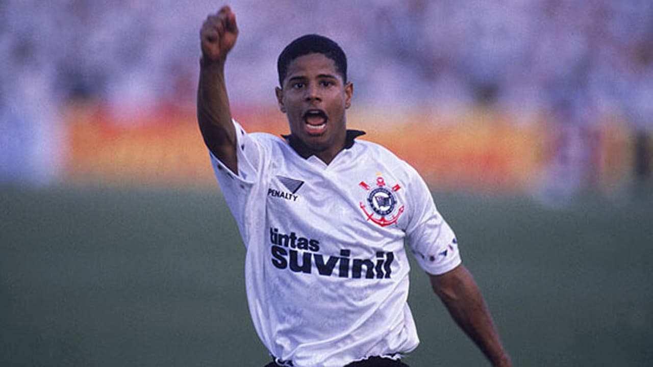 Marcelinho Carioca: O Maestro que Revolucionou o Corinthians nos Anos 90 – imagem do artigo