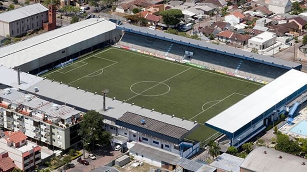 Grêmio responde críticas e reforça planos para estádio do futebol feminino