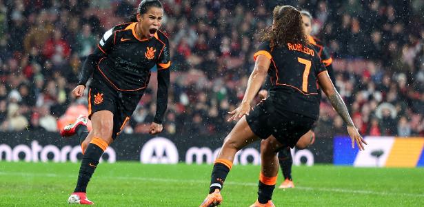 Corinthians surpreende e avança à final contra Arsenal no futebol feminino