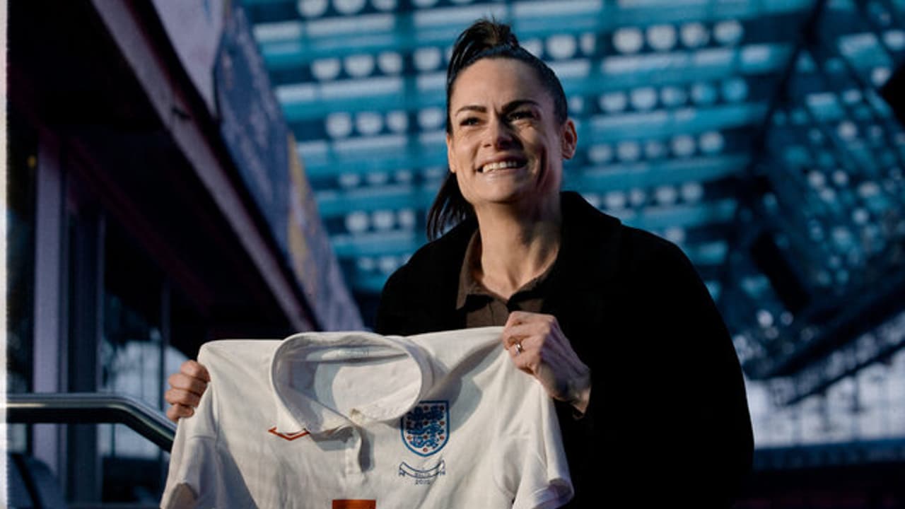 Claire Rafferty e a revolução nas transferências do futebol feminino em 2026