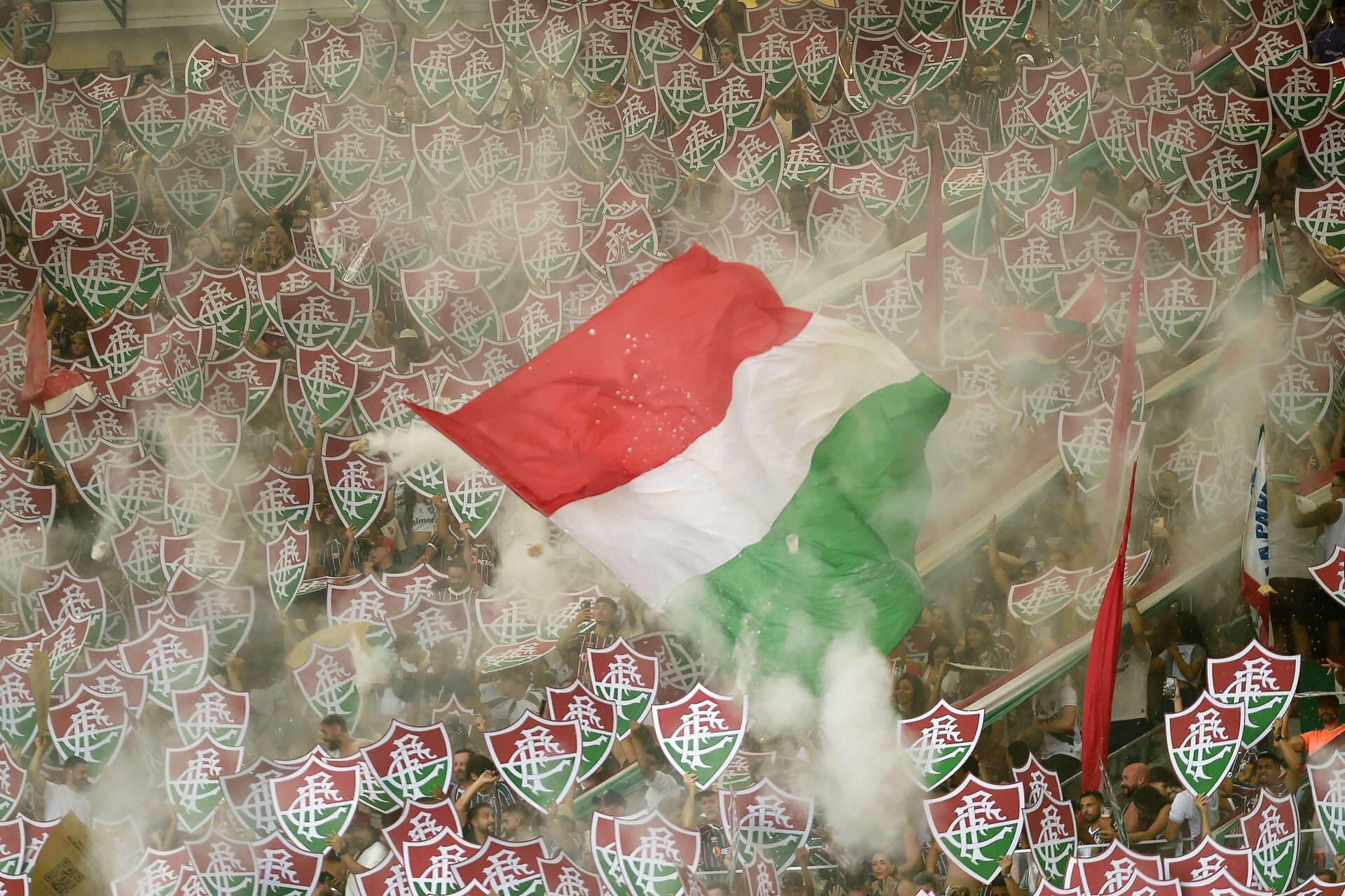 Fluminense vence ação e empresário é condenado por comentário polêmico sobre pó de arroz