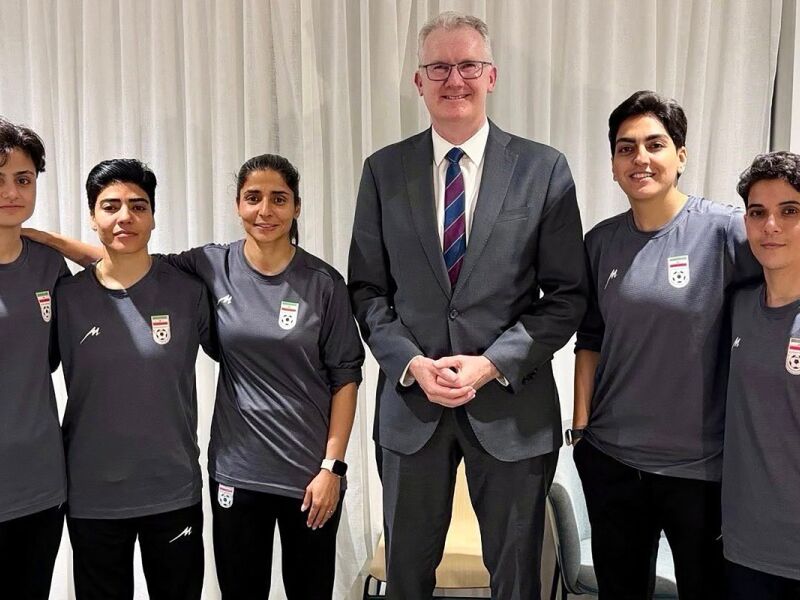 Jogadoras da seleção feminina do Irã reavaliam asilo na Austrália e decidem voltar ao país