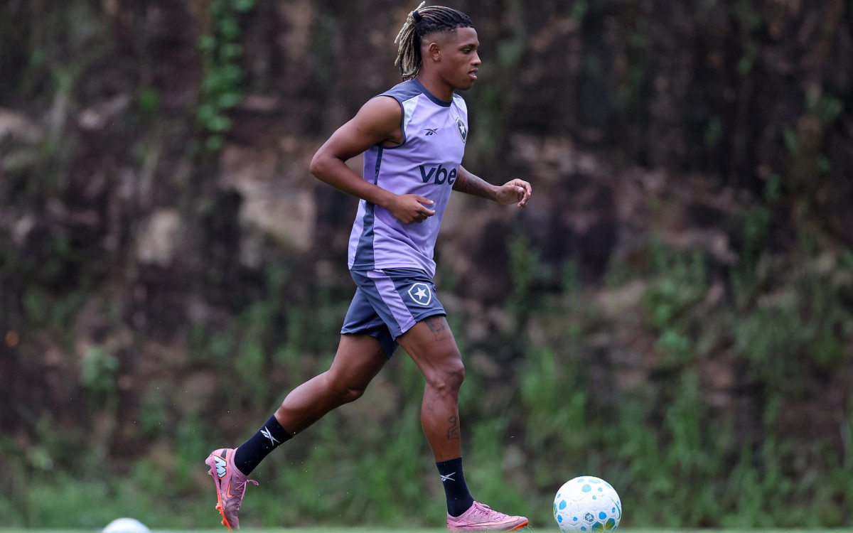 Danilo se prepara para reencontro emocionante contra o Palmeiras no Brasileirão