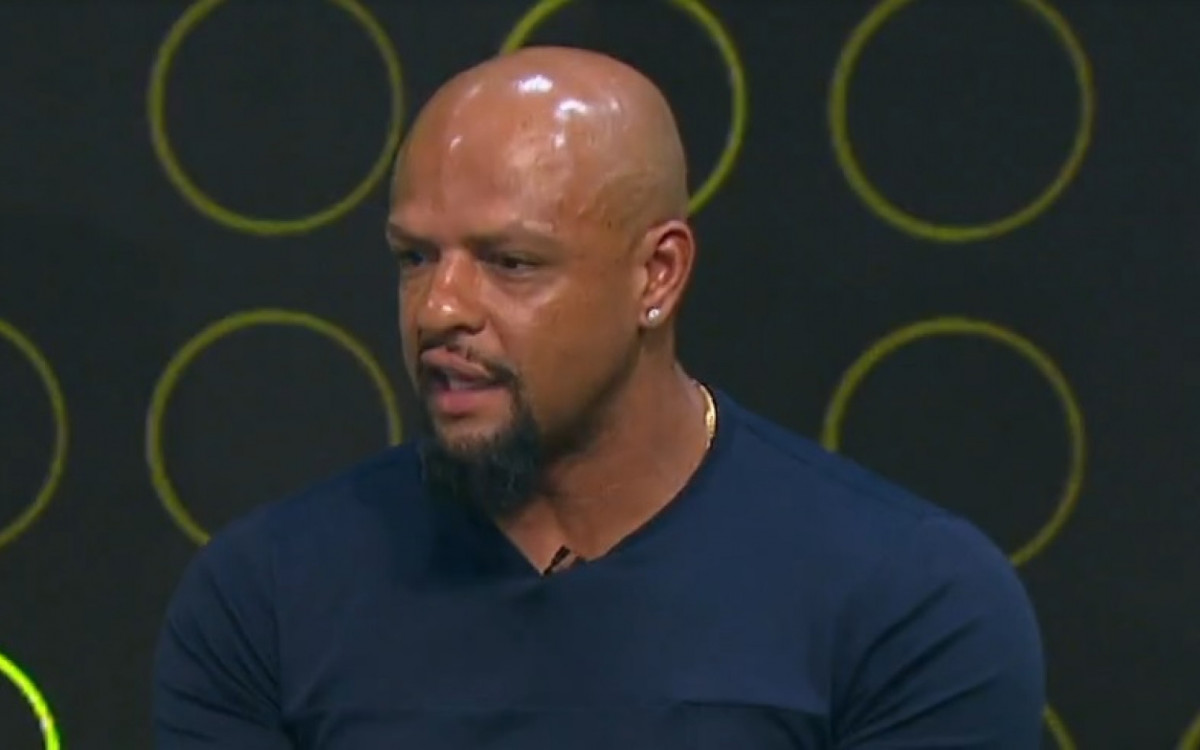 Felipe Melo defende profissionalismo do Botafogo em crise após derrota