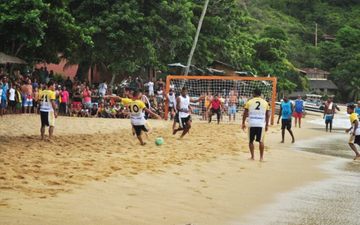 Fut Juá 2026: Paraty se prepara para o tradicional torneio com oito equipes na Praia do Sono