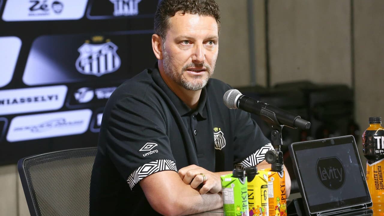 Elano é apresentado como novo gerente da base do Santos e projeta melhorias no clube – imagem do artigo