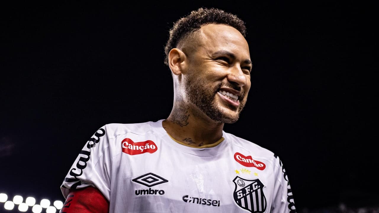 Neymar abre o jogo sobre sua forma física e desabafa sobre críticas no Santos