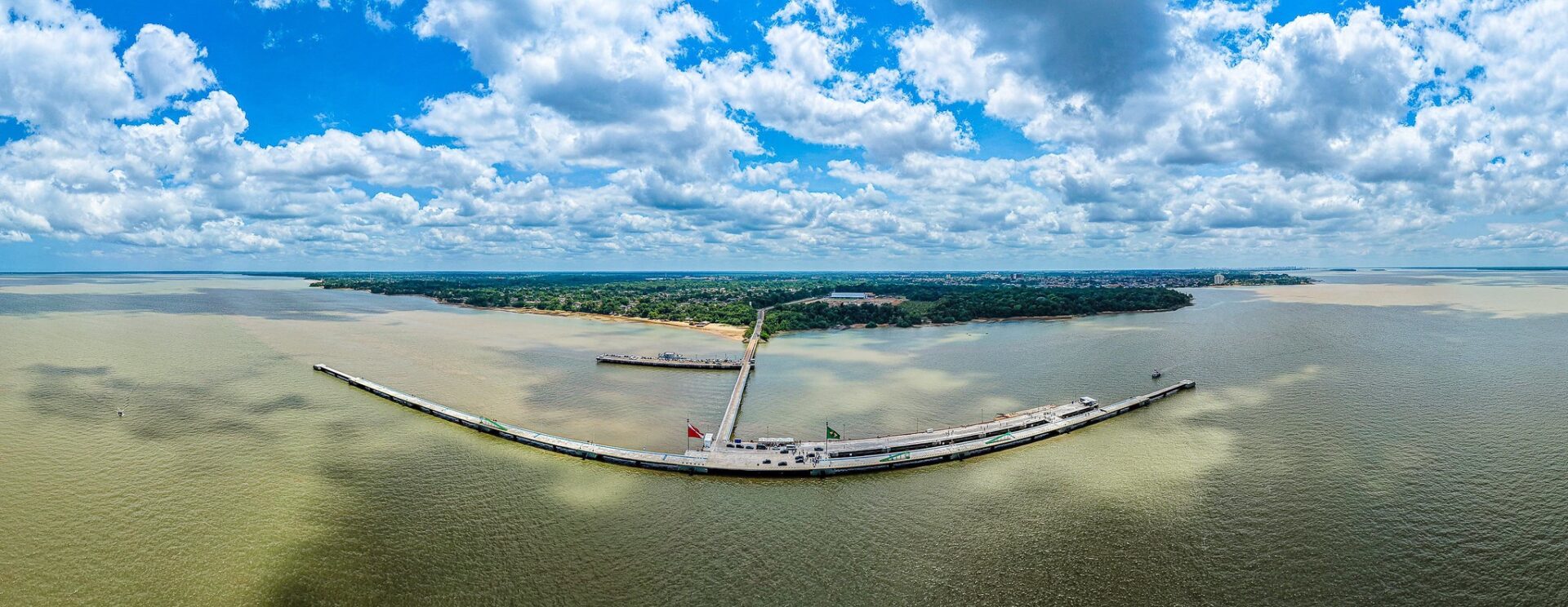 Belém retoma temporada de navios de cruzeiro com chegada do Hanseatic Spirit