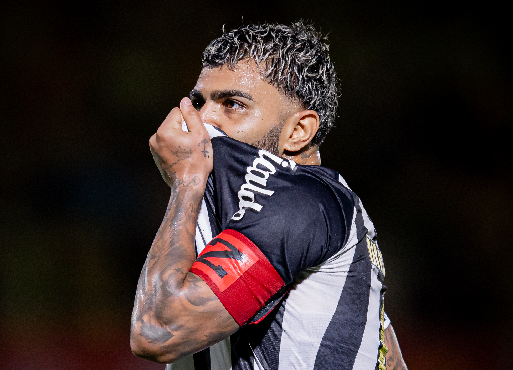 Gabigol e a sina do Corinthians: por que o atacante é um pesadelo nos clássicos paulistas?