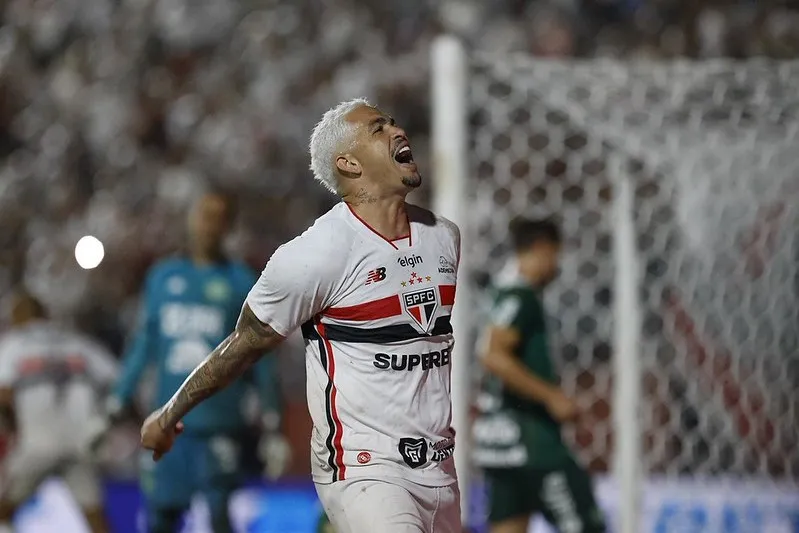 São Paulo e Palmeiras trocam farpas antes do clássico do Brasileirão no Morumbi