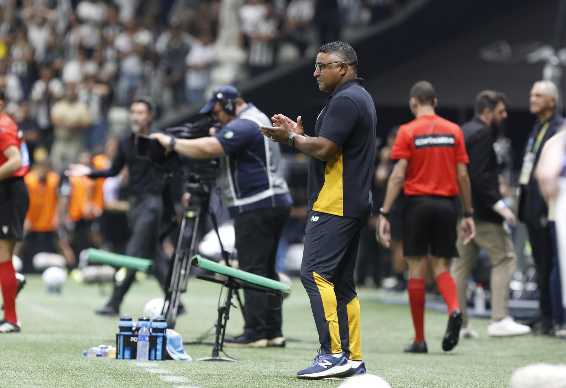 São Paulo e Palmeiras duelam no Morumbi por liderança do Brasileirão – imagem do artigo