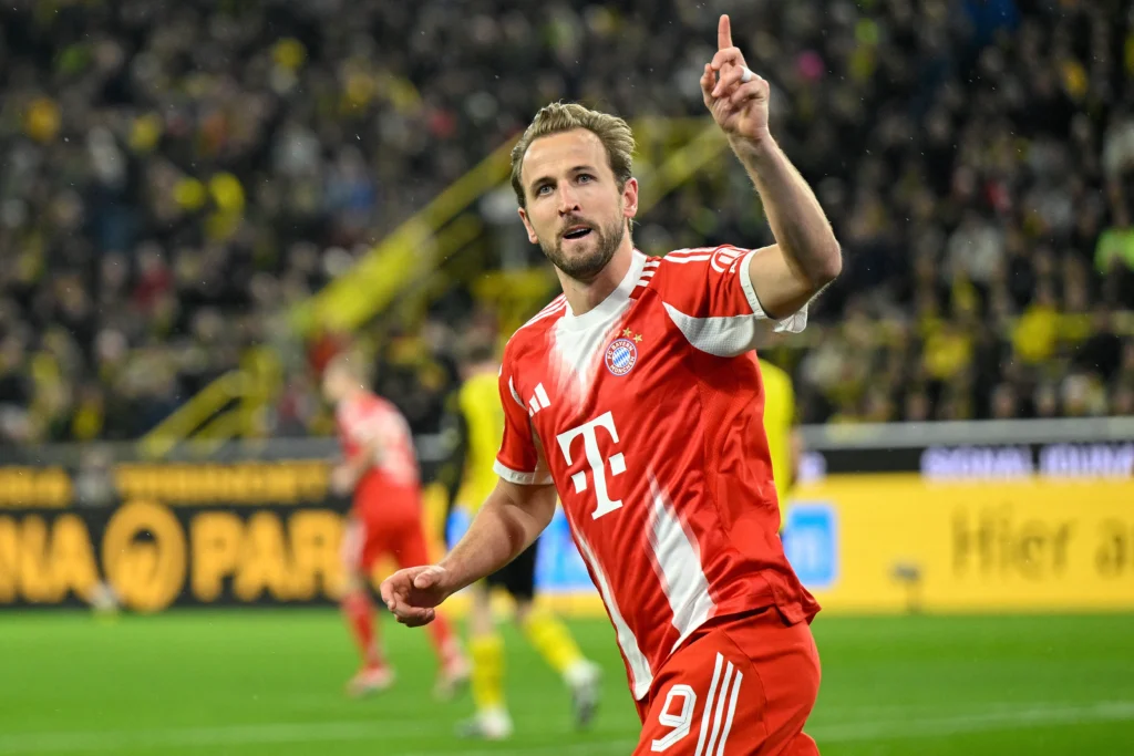 Bayern de Munique vence Borussia Dortmund em duelo eletrizante no Signal Iduna Park