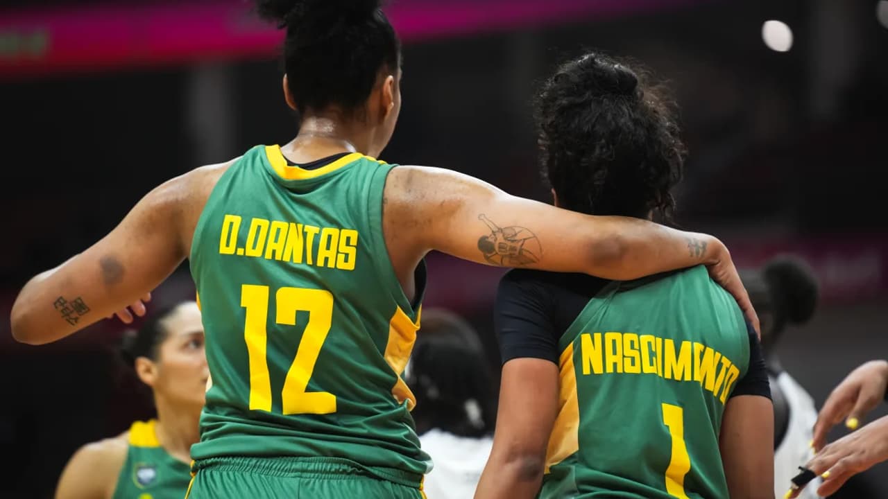 Brasil vence Sudão do Sul e se mantém vivo no Pré-Mundial de Basquete Feminino