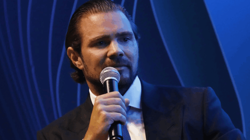 Deputado cobra investigação sobre fundos ligados ao futebol brasileiro e esquema bilionário