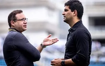 Ponte Preta encara Ceará em crise: saiba como a situação do rival pode beneficiar o time campineiro