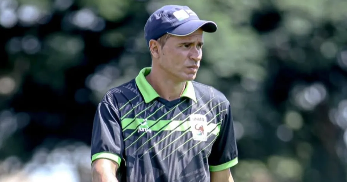 Danilo Sacramento assume o comando do Grêmio São-Carlense para a reta final do Paulistão A4