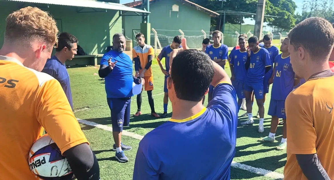 Paulínia Futebol Universitário mira acesso à Série A4 com base forte e projeto sólido