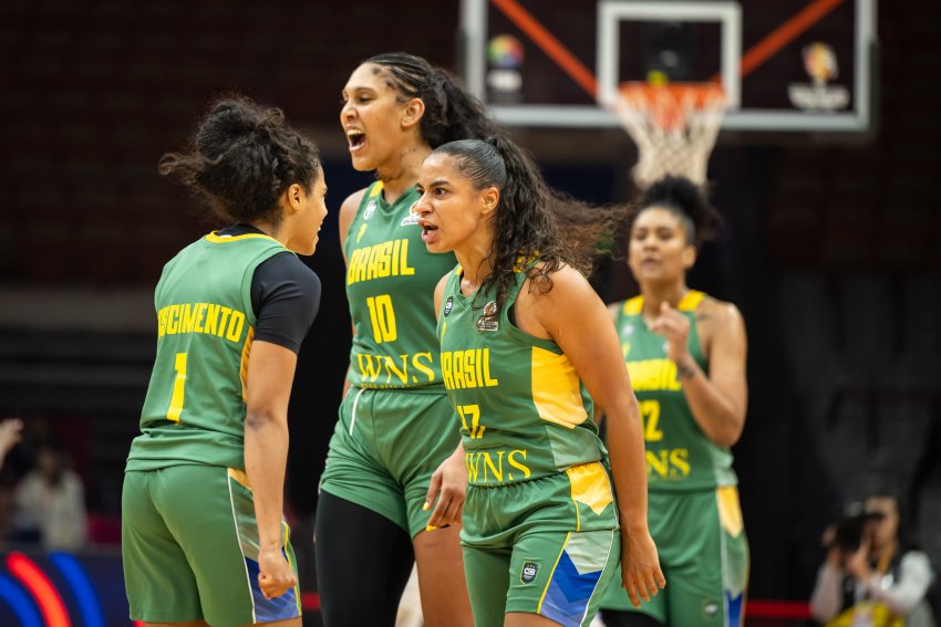 Brasil vence Mali e mantém viva a esperança na Copa do Mundo de Basquete Feminino 2026