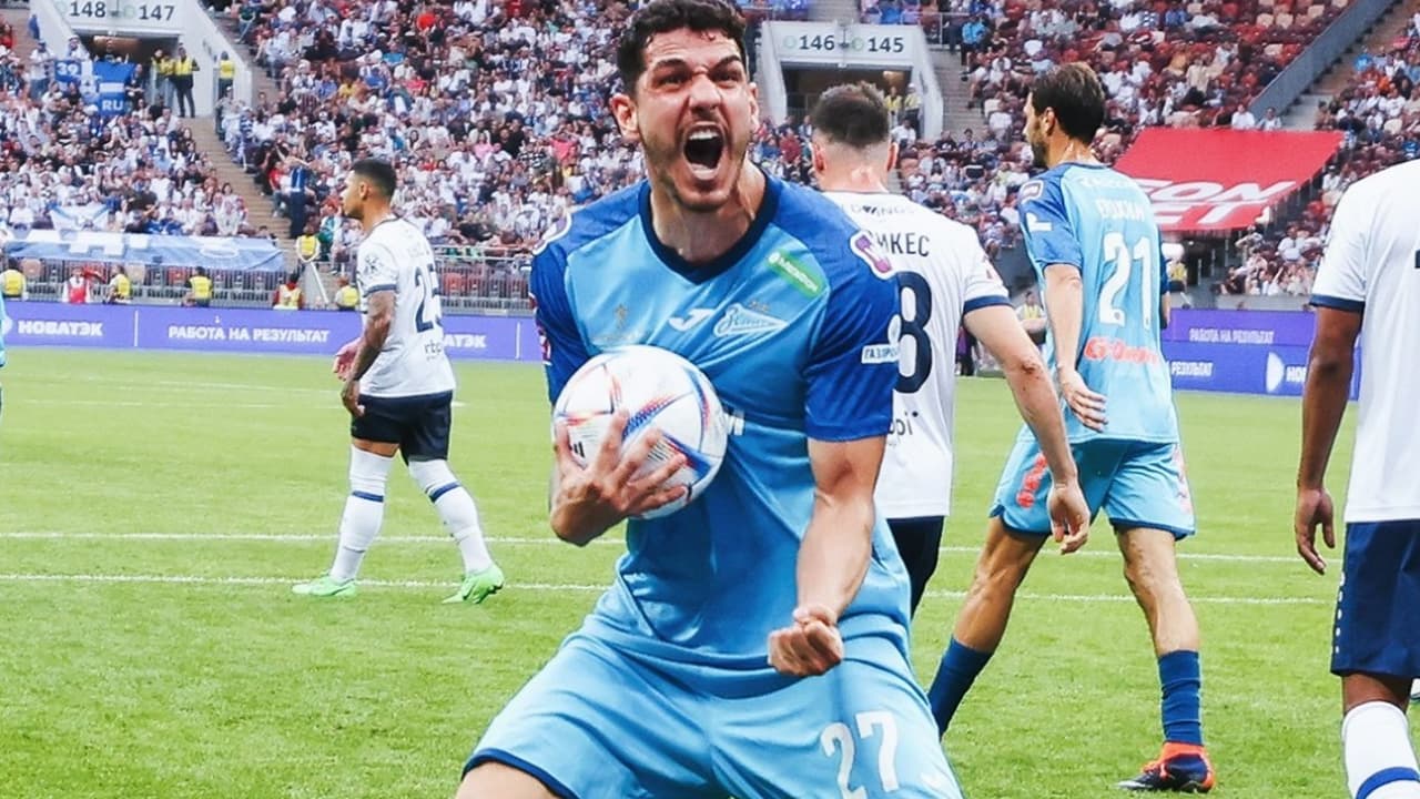 Palmeiras avança nas negociações por Nino e comenta futuro de Danilo