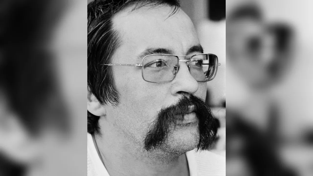 Envelope esquecido em voo revela textos inéditos de Paulo Leminski após 44 anos – imagem do artigo