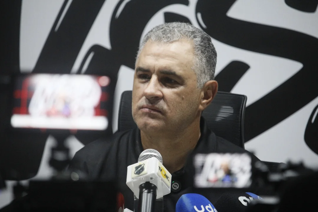 Chamusca alerta: ABC tem vantagem, mas semifinal do Potiguar ainda está aberta