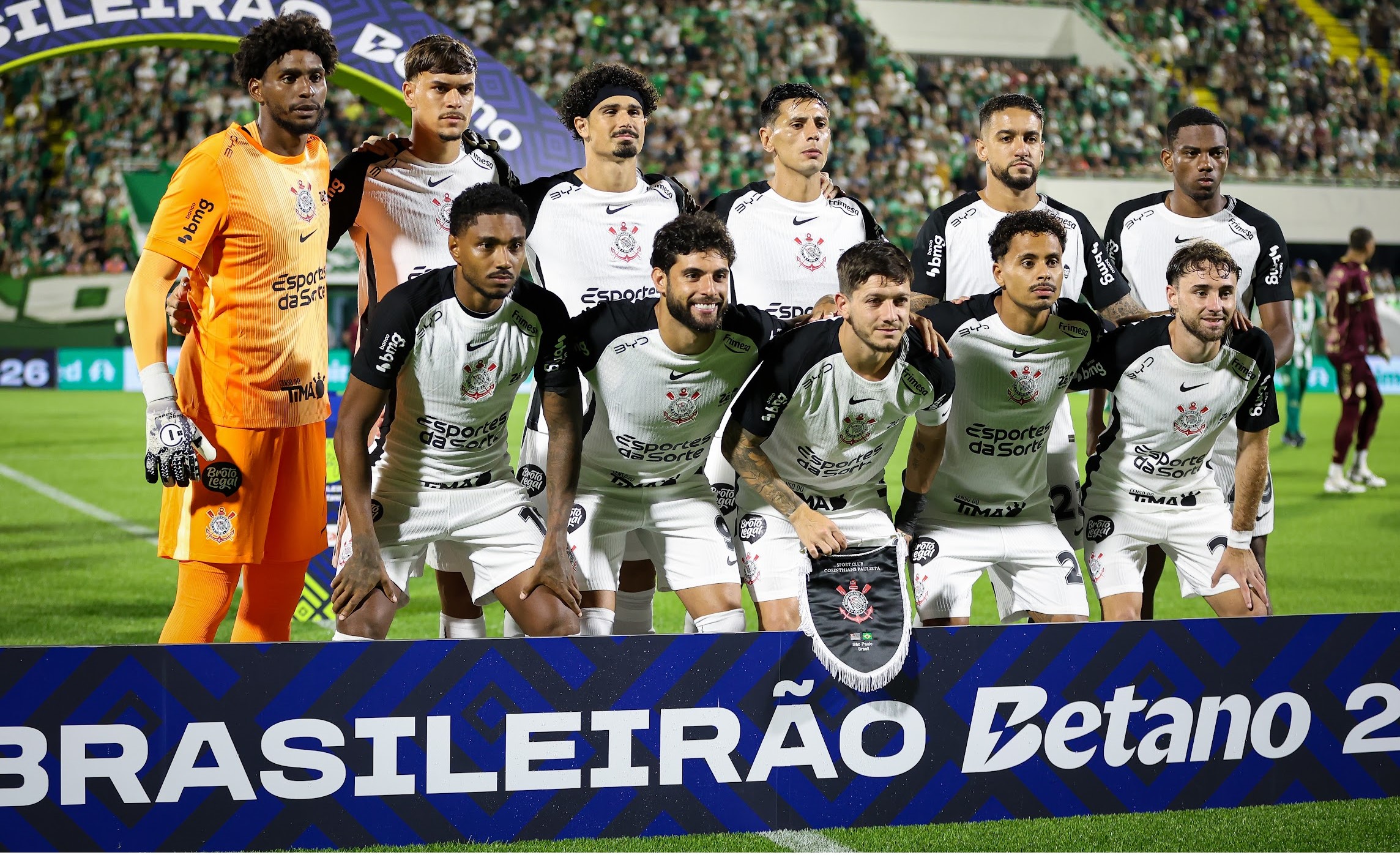 Corinthians Empata Sem Gols com Chapecoense e Mantém Jejum de Vitórias no Brasileirão