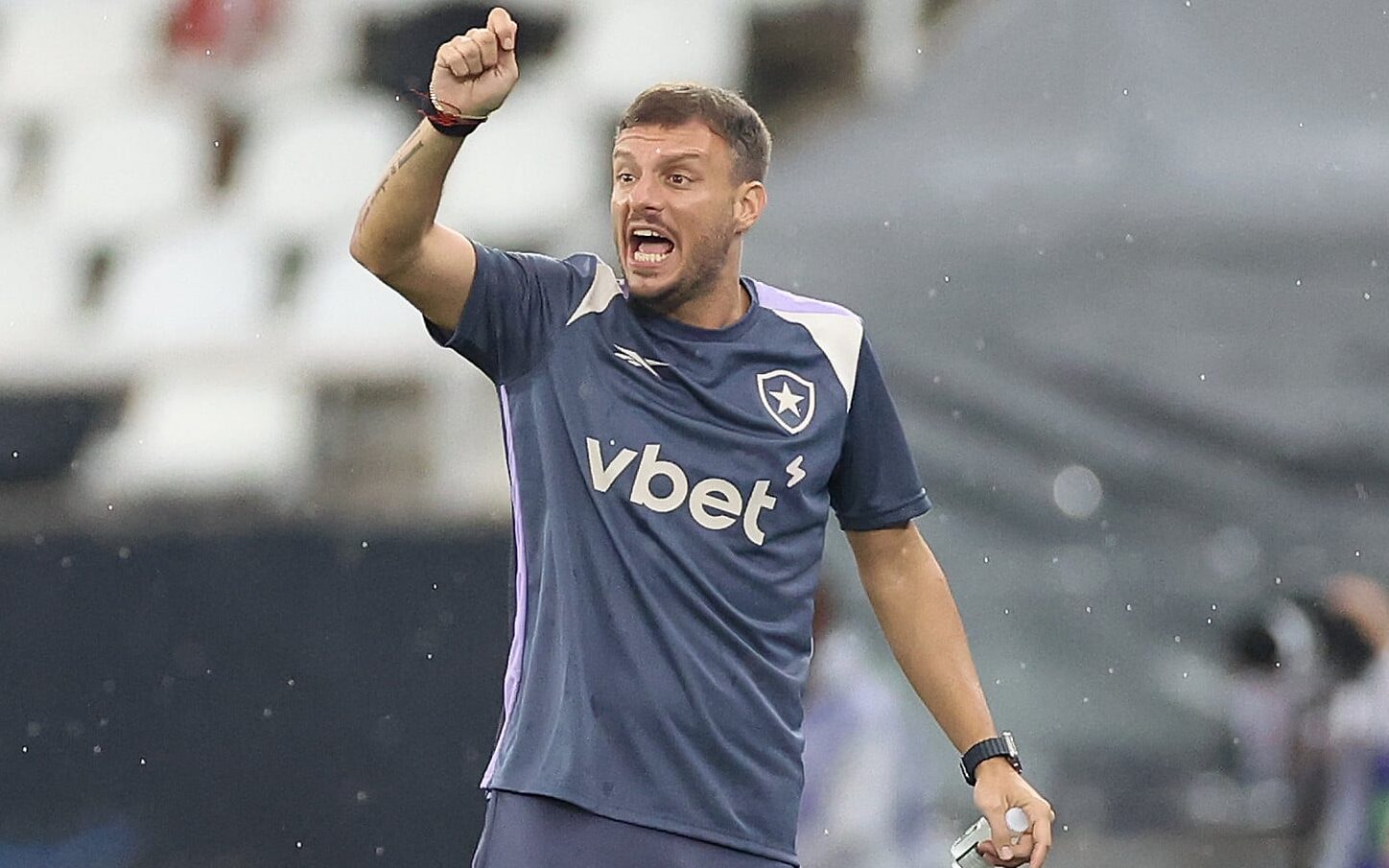 Botafogo levanta a Taça Rio e já foca na Libertadores com confiança