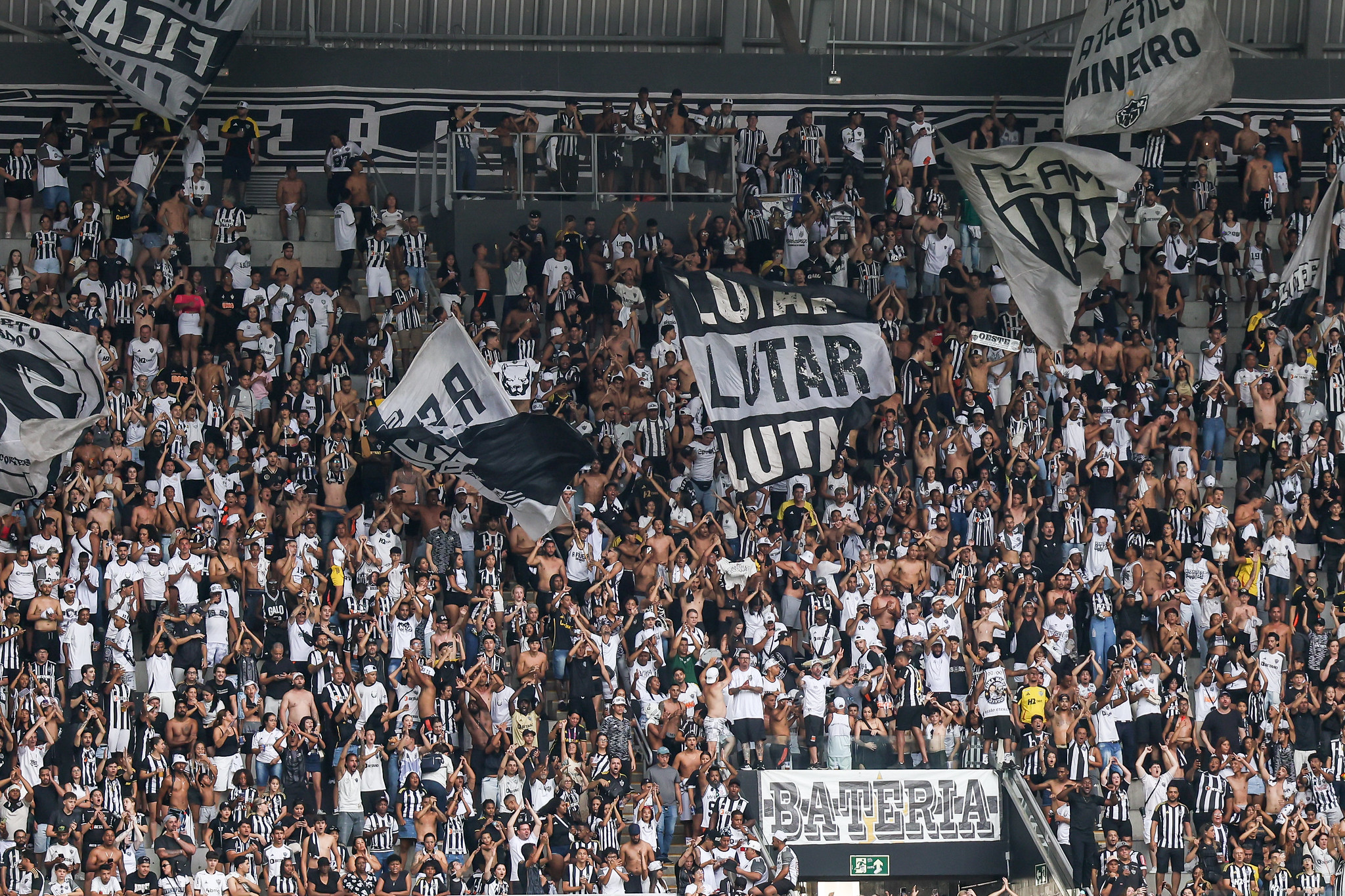 Atlético confirma mais de 27 mil ingressos vendidos para duelo decisivo contra o São Paulo