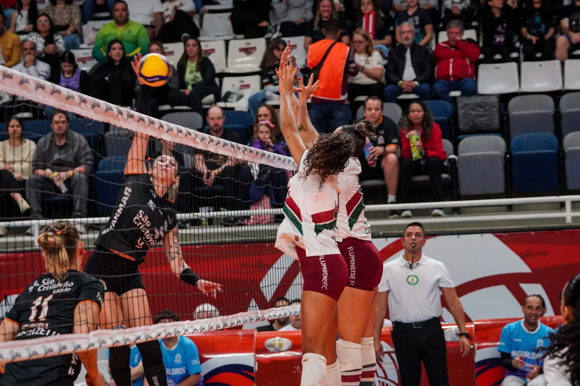 Flamengo confirmado nas semifinais da Superliga; veja os duelos e favoritos – imagem do artigo