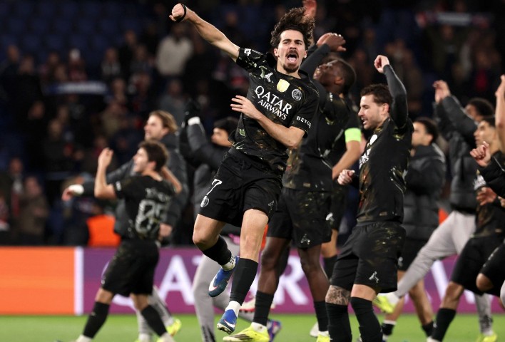 PSG negocia com Nike para fechar maior contrato de material esportivo do futebol