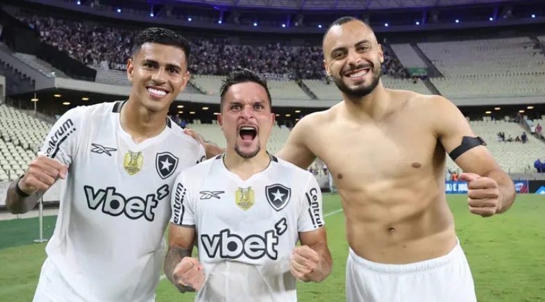 Corinthians avança para contratar Arthur Cabral e reforçar ataque até 2026