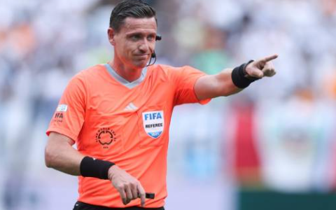 Cruzeiro enfrenta Santos em casa buscando a primeira vitória no Brasileirão