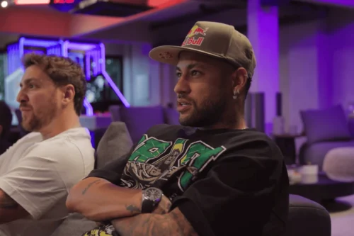 Neymar elogia Mbappé após vitória da França sobre Brasil e mostra rotina na Data Fifa