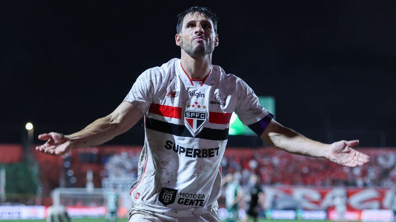 São Paulo reforça desejo de manter Jonathan Calleri em meio a assédio do mercado