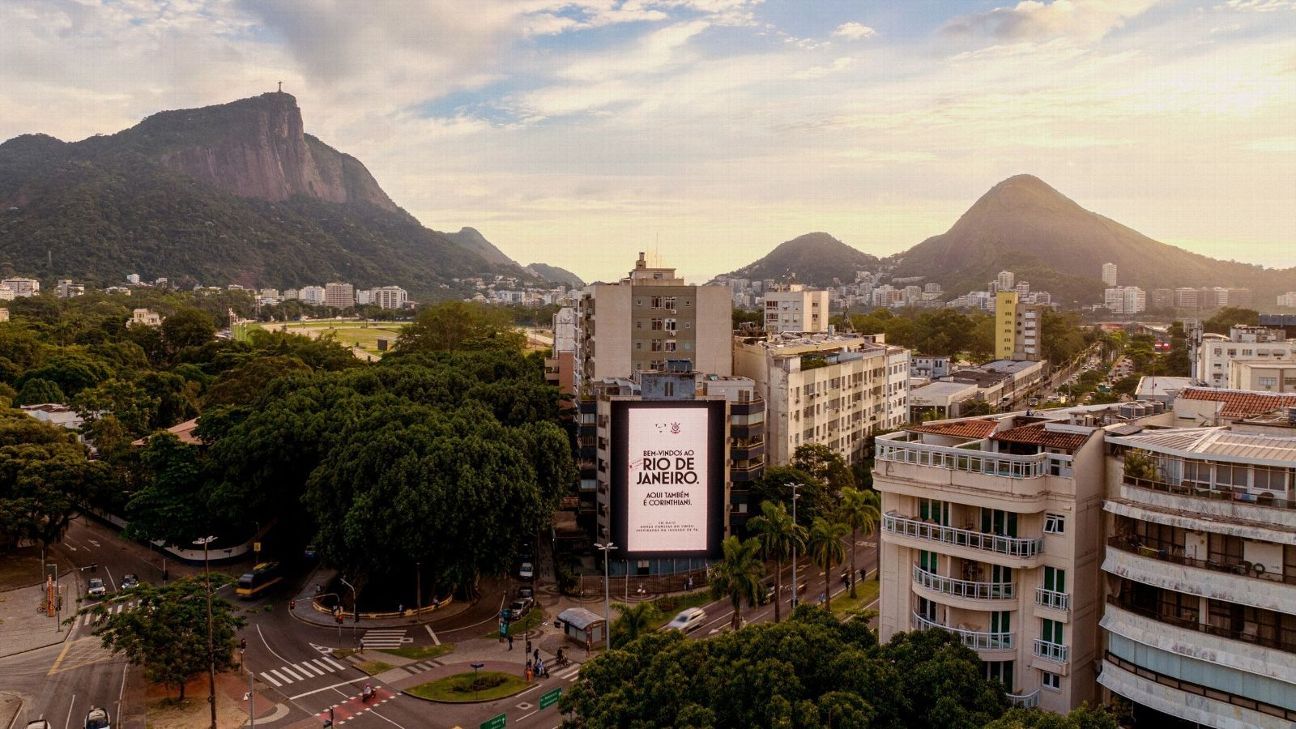 Leblon “invadido” pelo Corinthians: Nike lança novo uniforme com campanha histórica