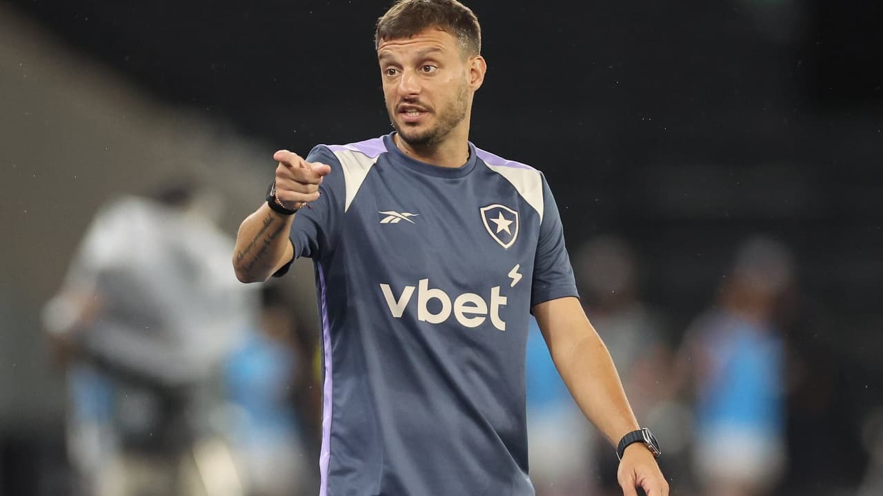 Martín Anselmi pode voltar ao futebol mexicano e interessa ao Monterrey