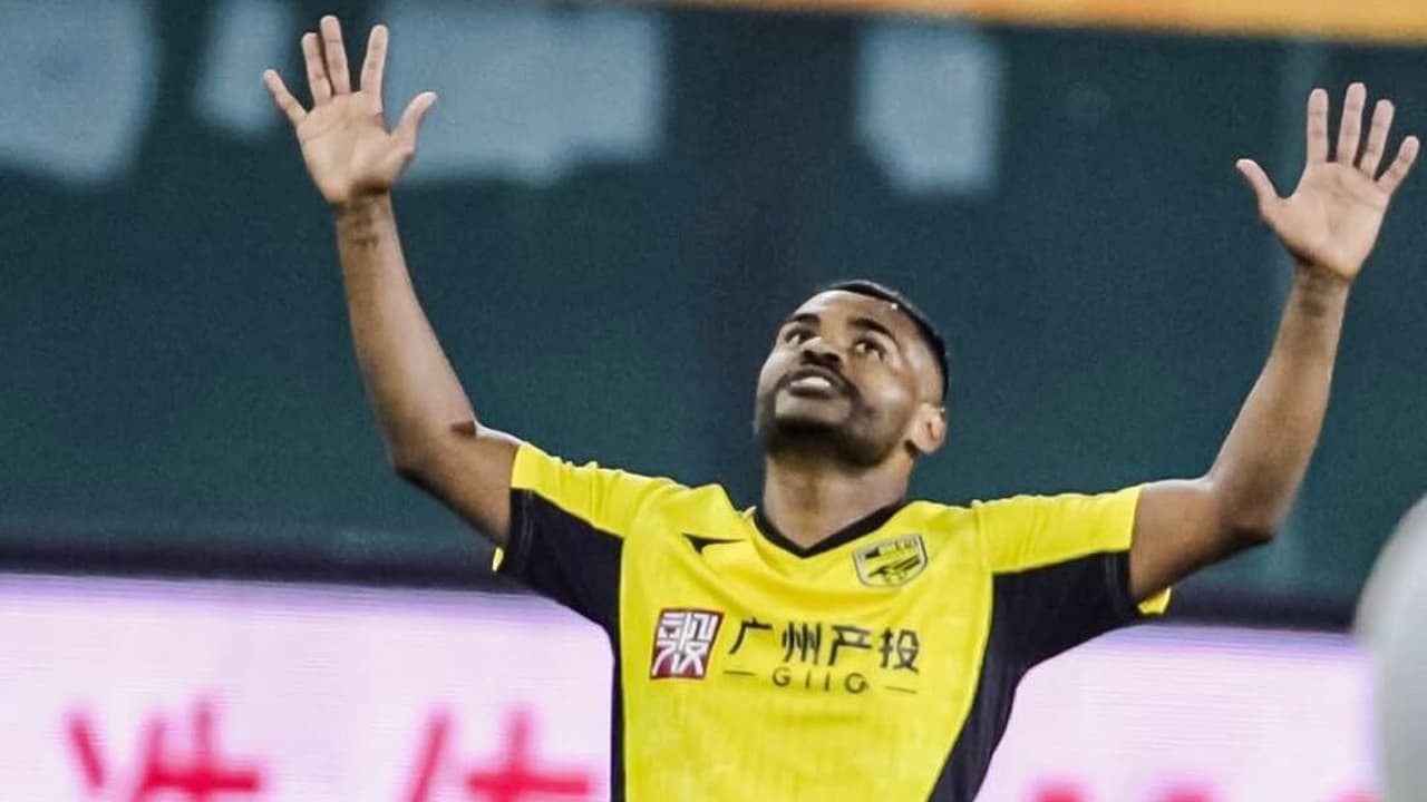 Nikão brilha na estreia da League One e lidera vitória do Guangdong na China