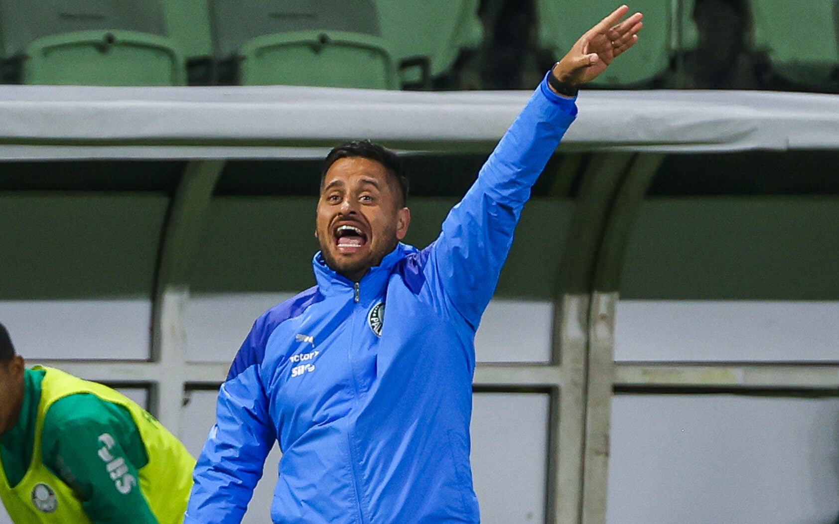 Palmeiras busca novo técnico para o Sub-20 após saída de Lucas Andrade