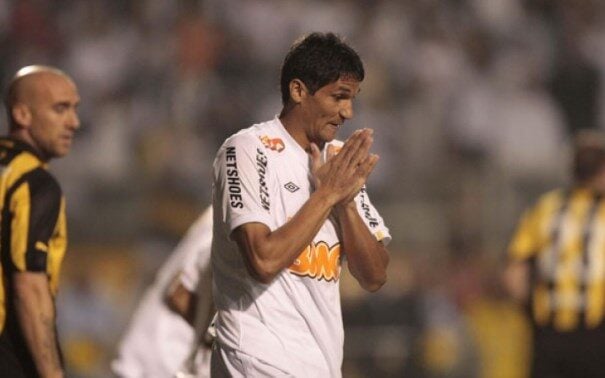 Durval, o Xerife da zaga: relembrando a trajetória do ídolo que conquistou o Brasil – imagem do artigo