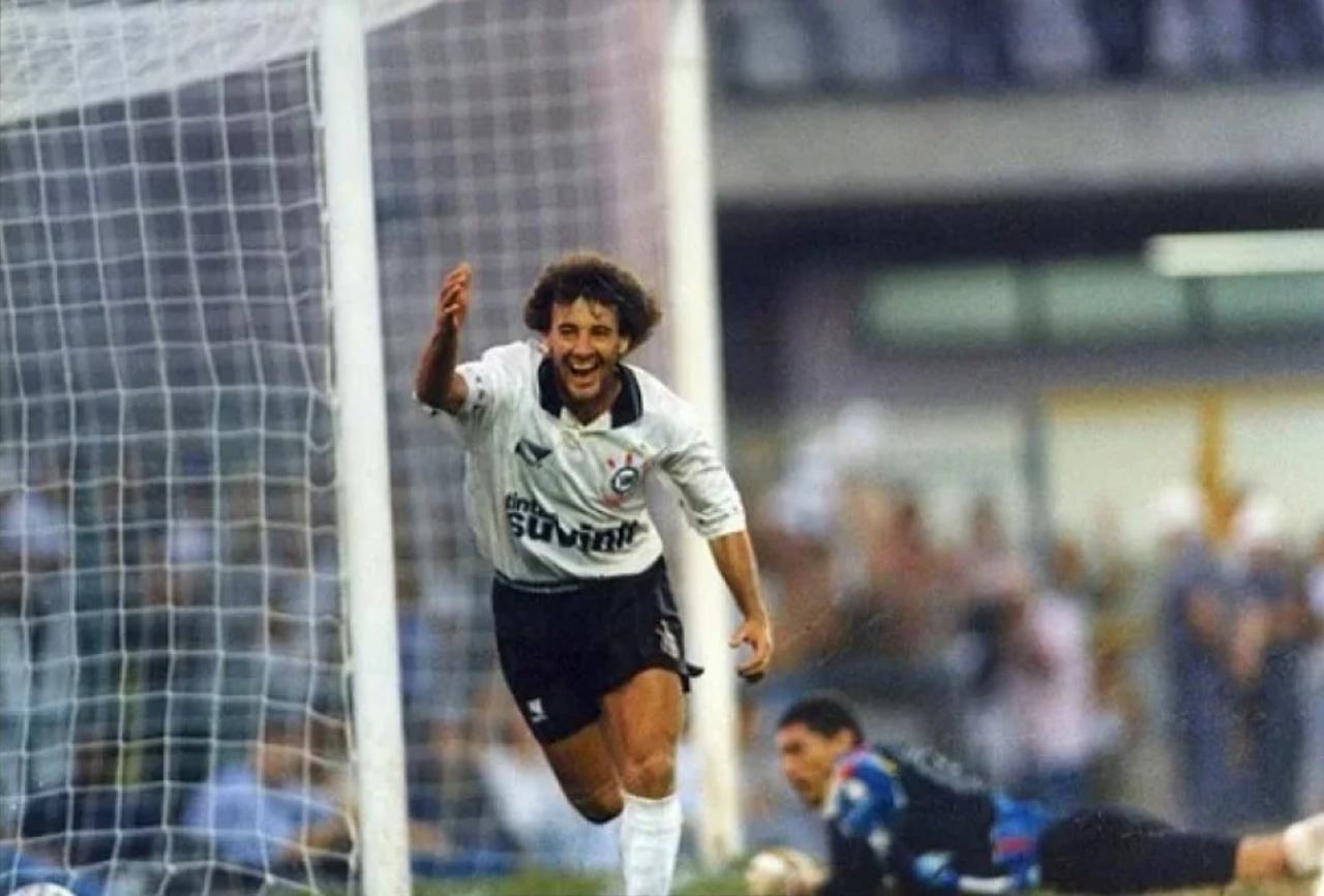 Tupãzinho: o Talismã da Fiel que virou presidente e segue vivo no futebol – imagem do artigo