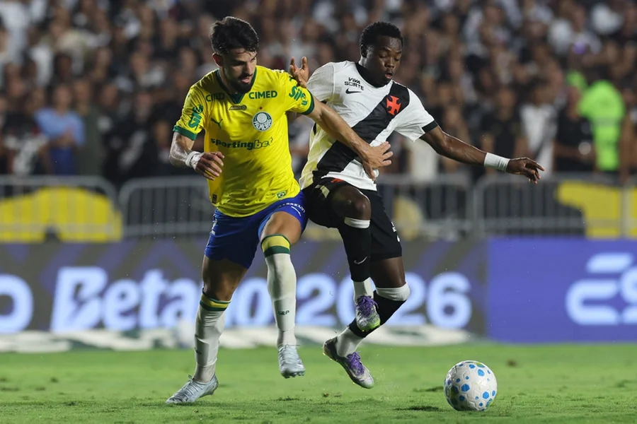 Vasco vence Palmeiras em São Januário e encerra jejum de 10 anos no Brasileirão