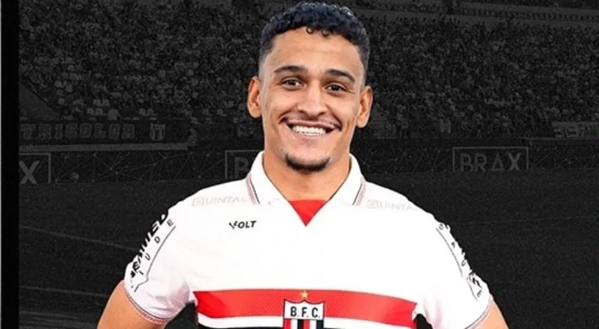 Botafogo anuncia Wesley Santos para reforçar ataque na Série B do Brasileirão