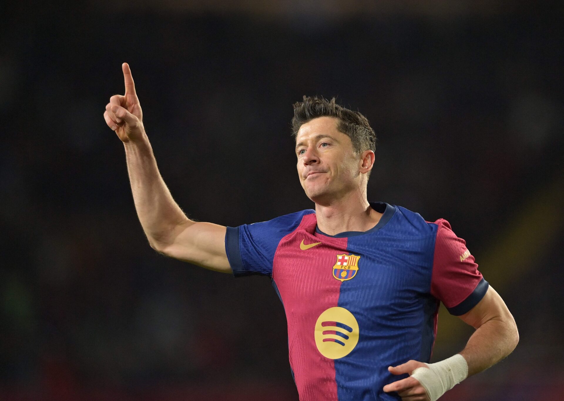 Lewandowski pode deixar Barcelona e interessa Milan e Juventus em 2024